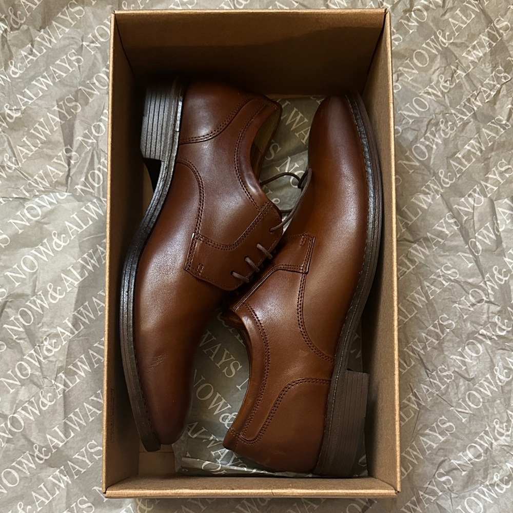 Johnston & Murphy Tan Leather Oxfords